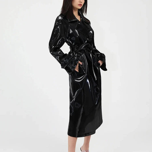 Gabardina De Charol Reflectante